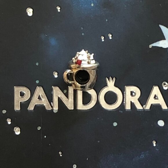 Pandora Cocoa and Candy Cane Charm - Picture 5 of 9